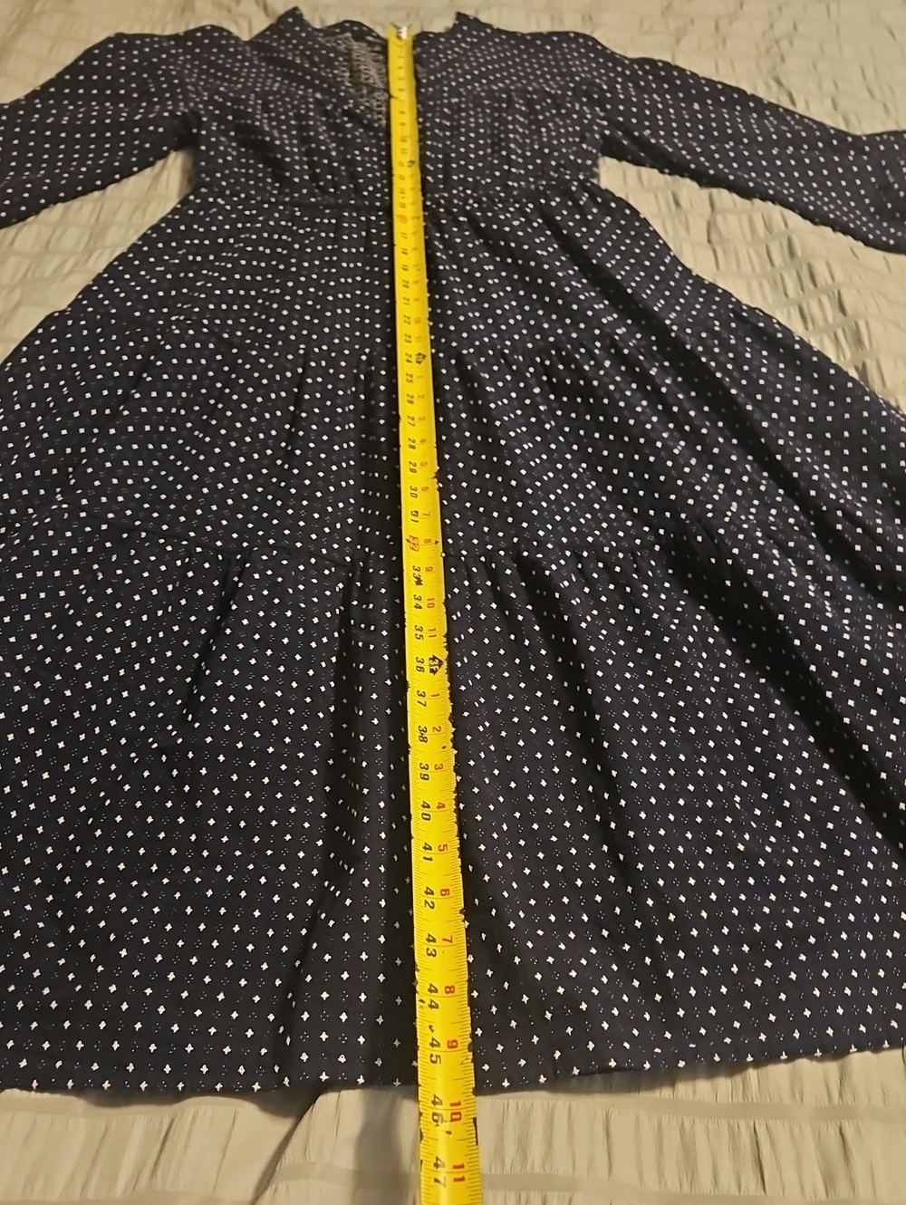 Madwell Dobby V-Neck Tiered Midi Dress - Picture 13 of 15